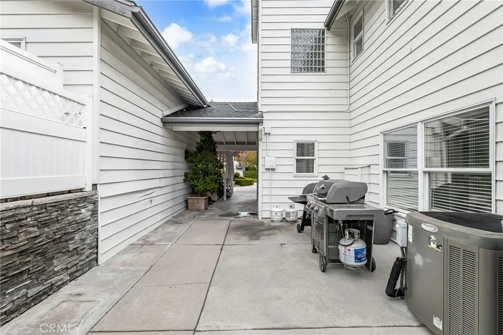 39287 Pine Street, Yucaipa, California 92399 home-pic-35